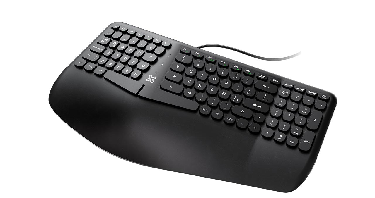 TECLADO KLIP XTREME ALAMBRICO EVOLVE ERGONOMICO- REPOSAMANOS ACOLCHADO INTEGRADO